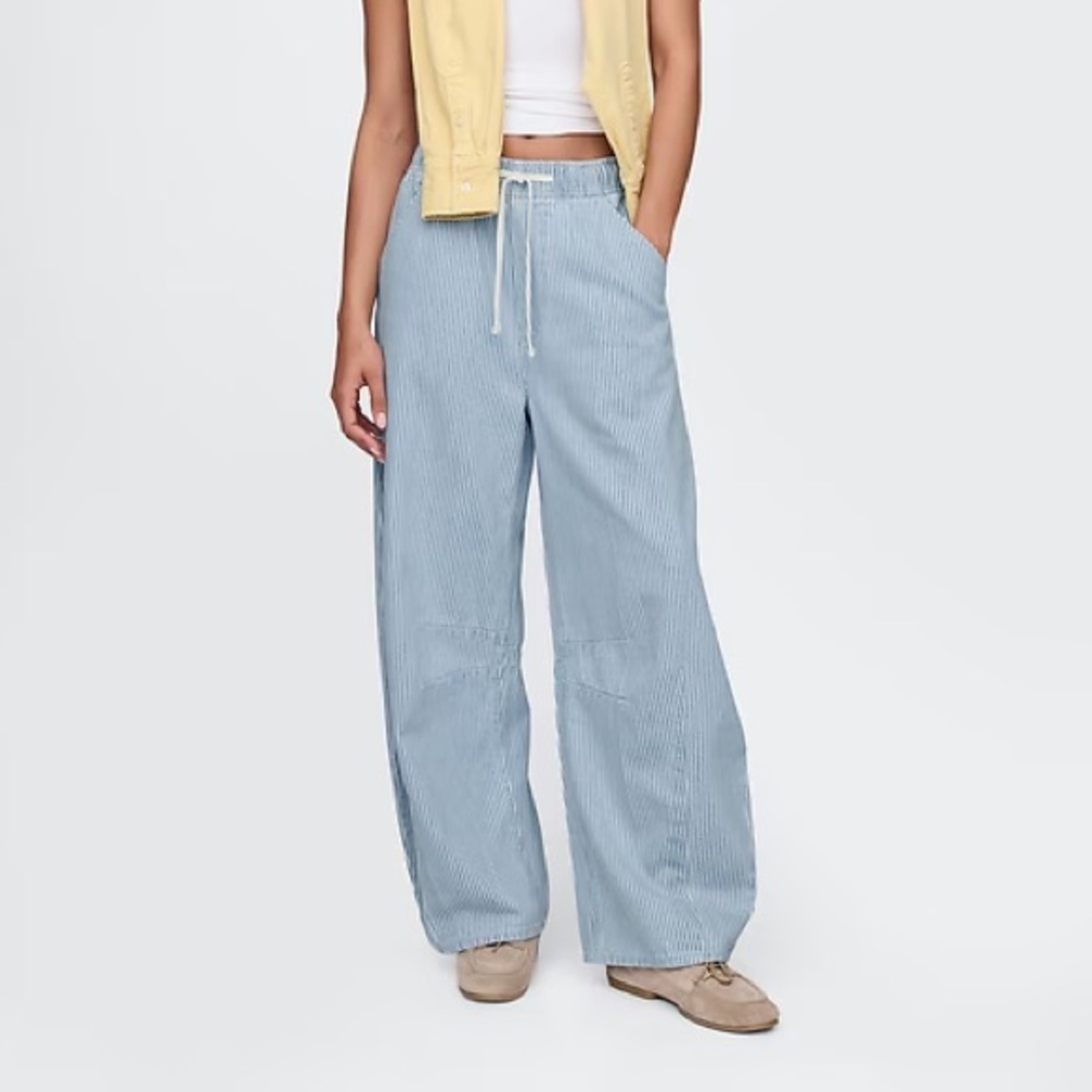 GAP Light Blue Striped Pants